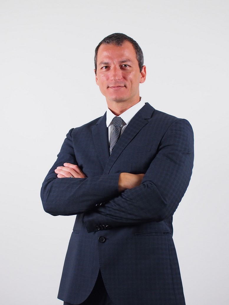 Chris Paunescu